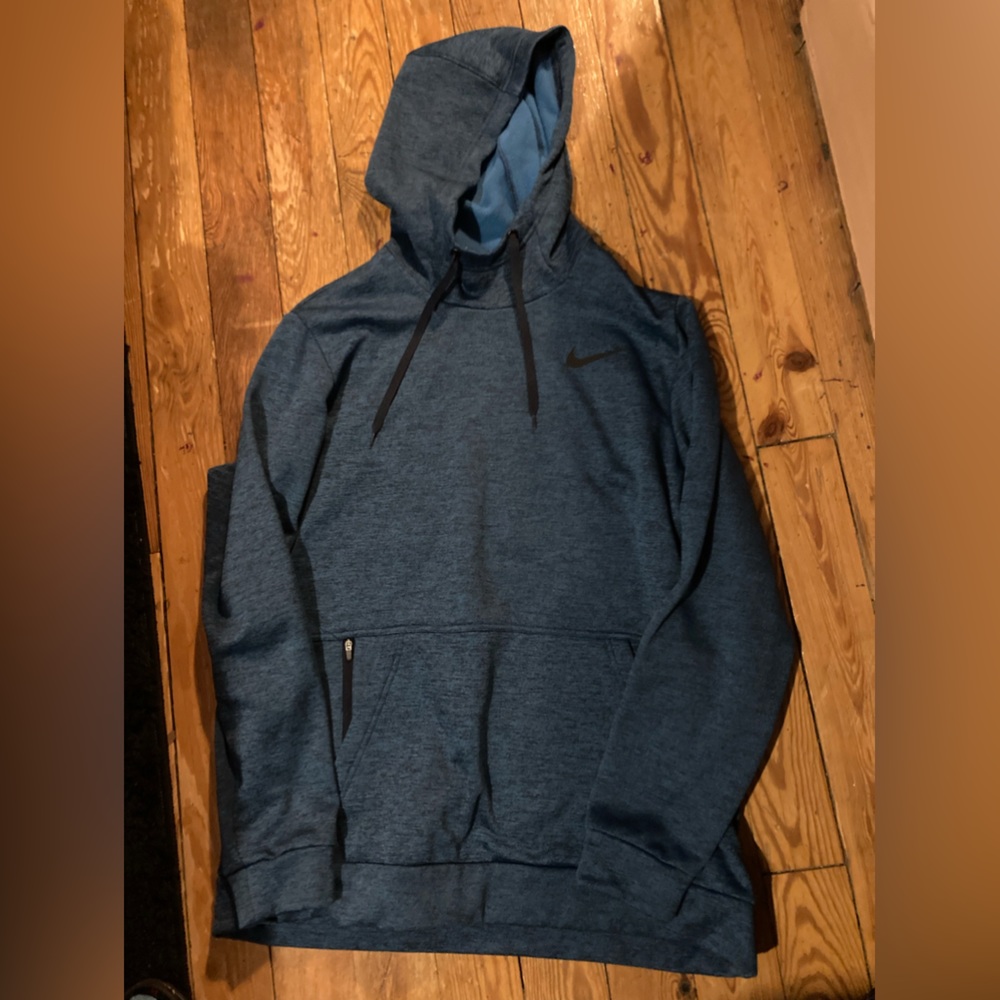 Men’s Nike hoodie